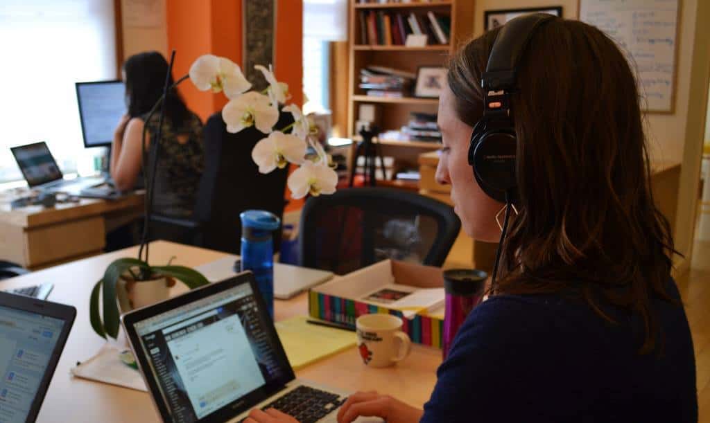 Discourse Media's Caitlin Havlak and Brielle Morgan