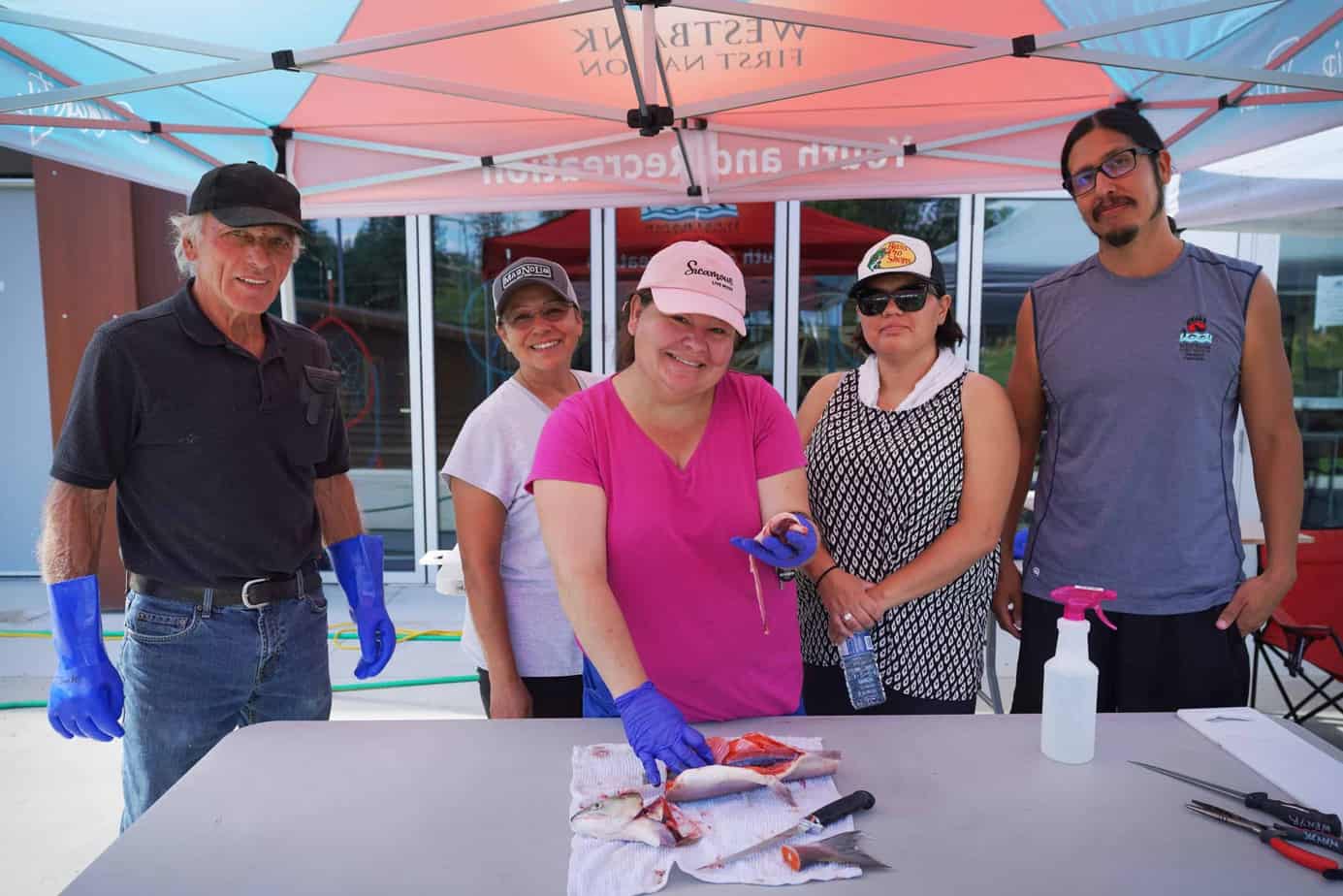 Westbank distributes fish