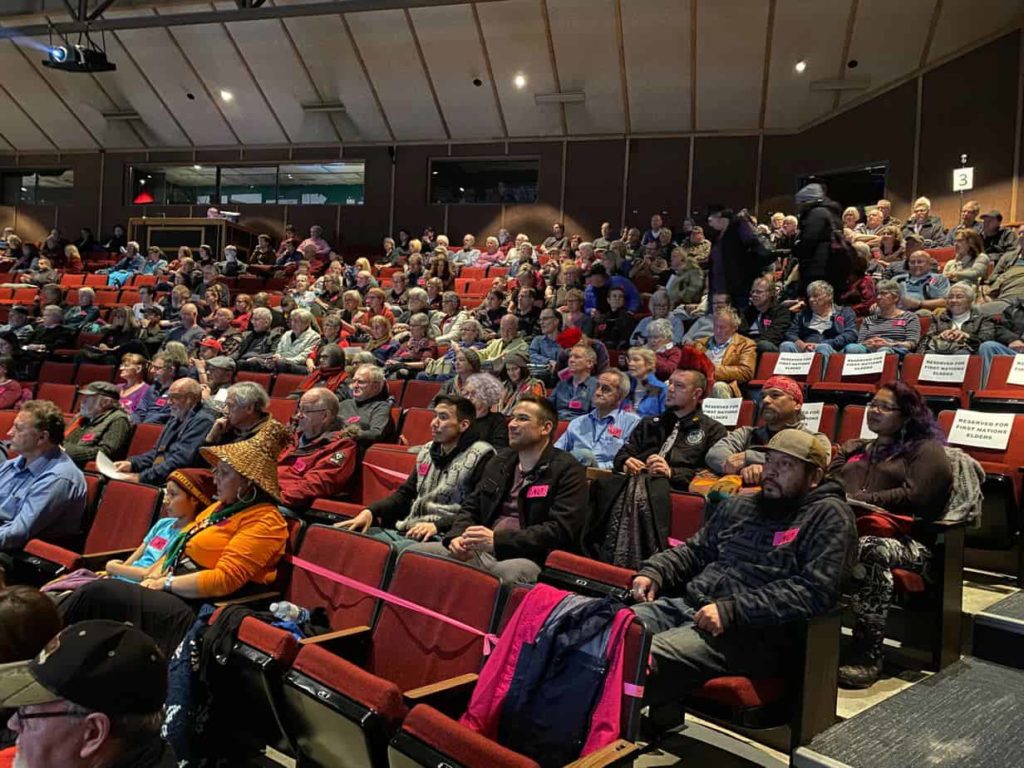 The public gathers for the second public hearing on the VIMC expansion.