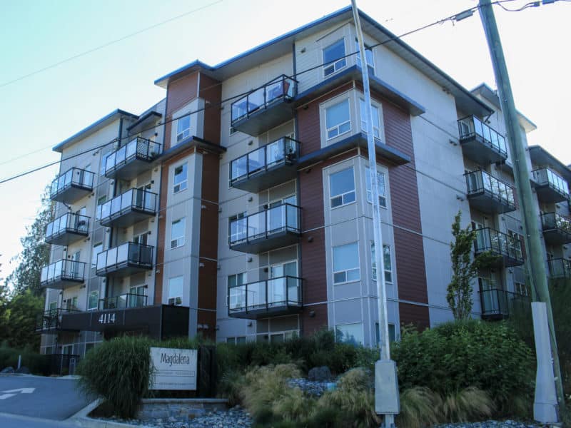 A large, modern apartment building