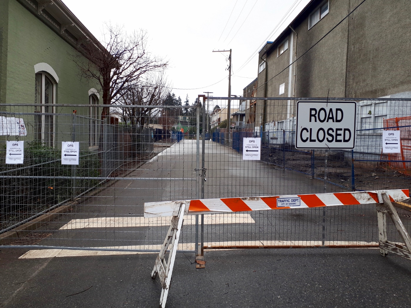 The fence at Wesley Street, photographed in February 2021 by resident and advocate Myra Thomson.