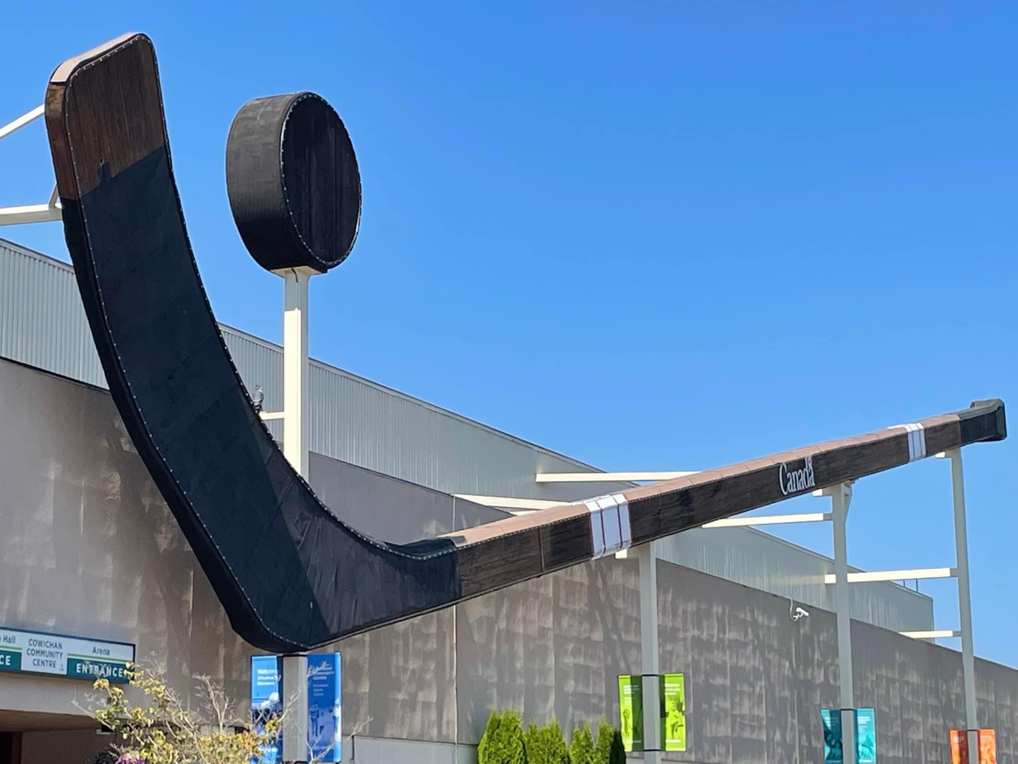 Satire | A fond farewell to the World's Largest Hockey Stick – The